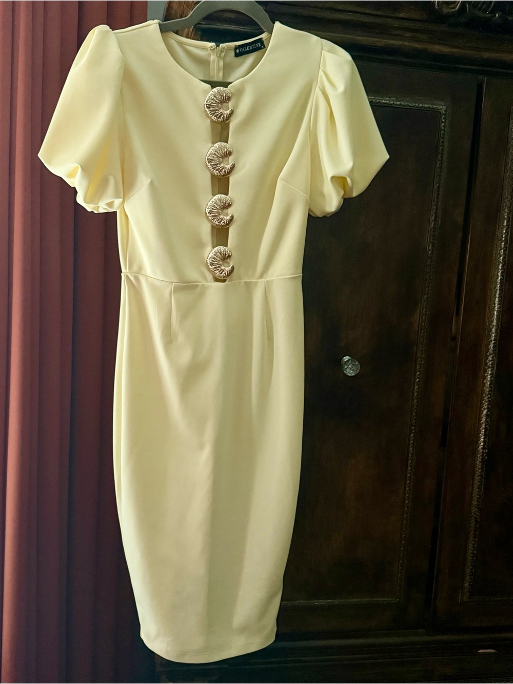 Soft Yellow Women’s Puff-Sleeve Midi Dress with Rosette Gold Buttons